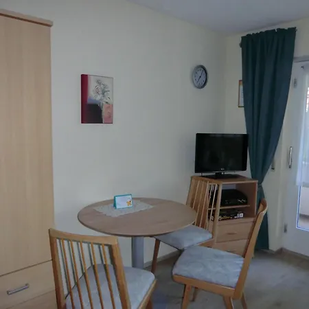 Sayer-roth アパート